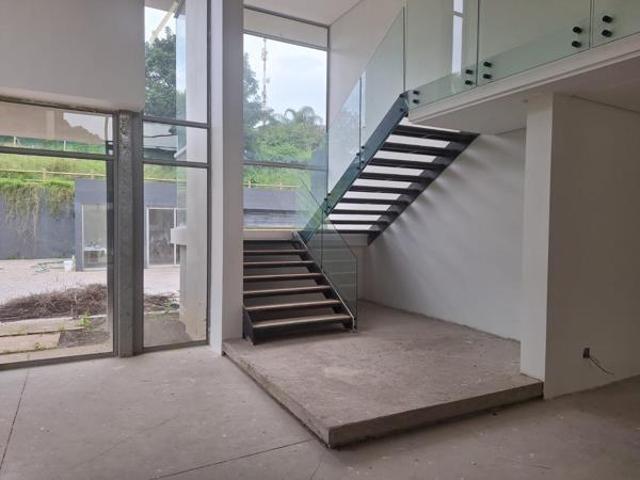 5 Bedroom House in Brettenwood Coastal Estate