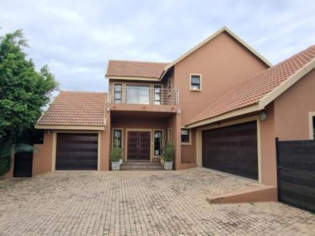 5 Bedroom House in Brooklands Lifestyle Estate