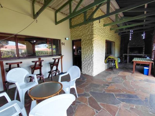5 Bedroom House in Gonubie