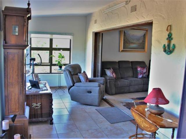 5 Bedroom House in Glenmore
