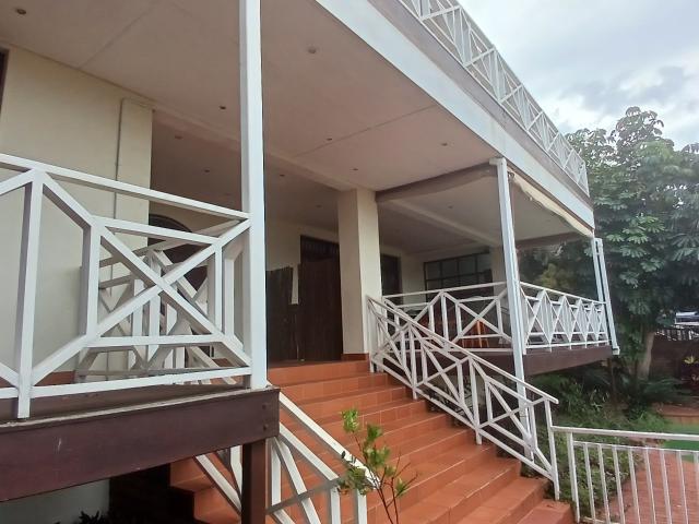 5 Bedroom House in Glenwood