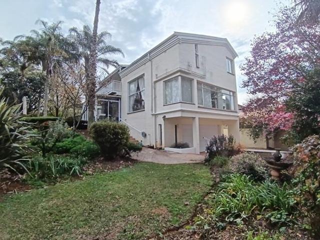 5 Bedroom House in Greendale