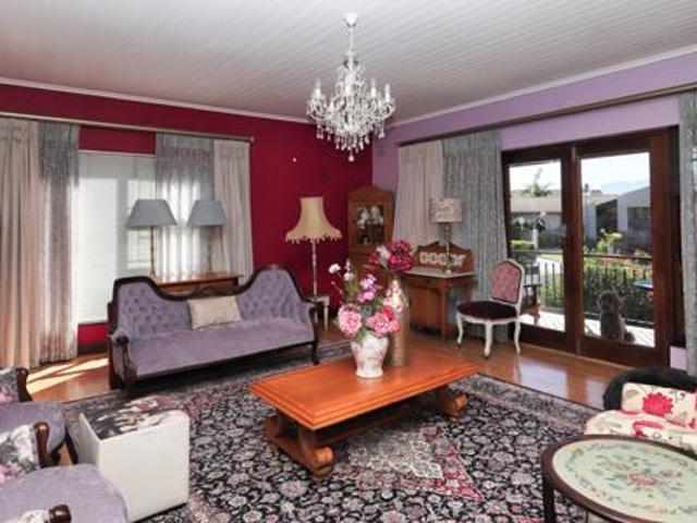 5 Bedroom House in Groenvlei