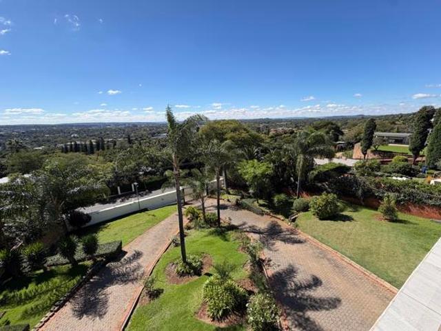 5 Bedroom House in Groenkloof
