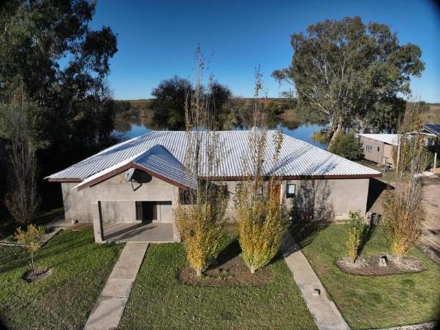 5 Bedroom House in Douglas