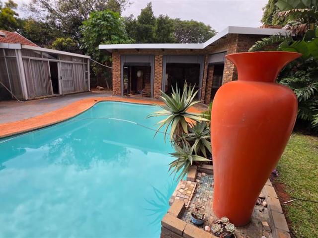 5 Bedroom House in Doornpoort and surrounds