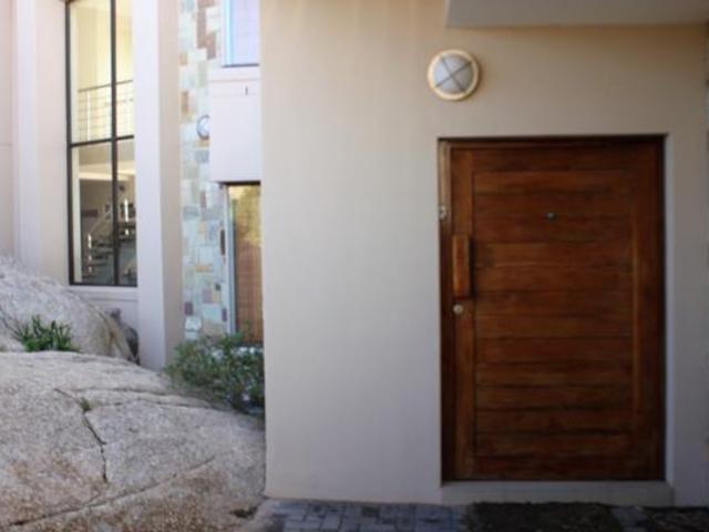 5 Bedroom House in Da Gama Bay
