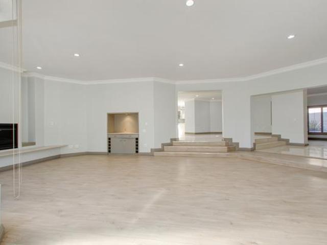 5 Bedroom House in Dainfern