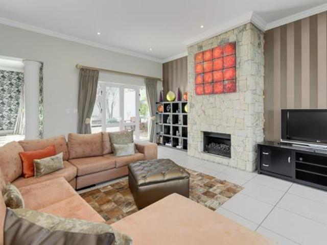 5 Bedroom House in Dainfern