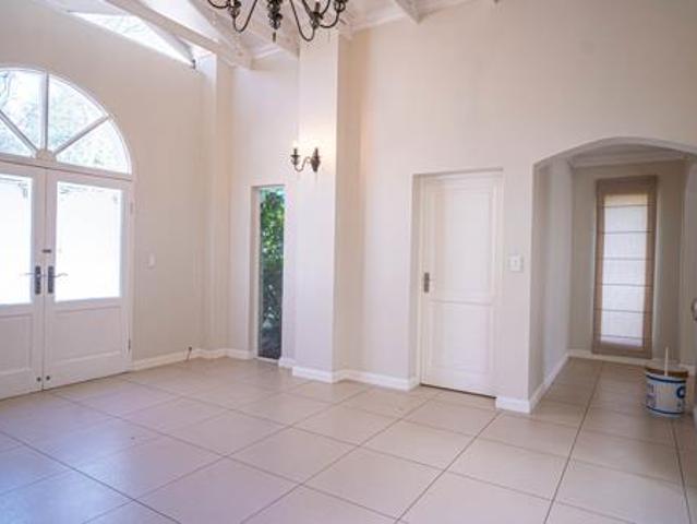5 Bedroom House in Dainfern Valley