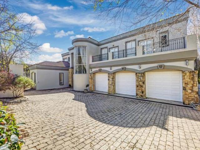 5 Bedroom House in Dainfern Valley