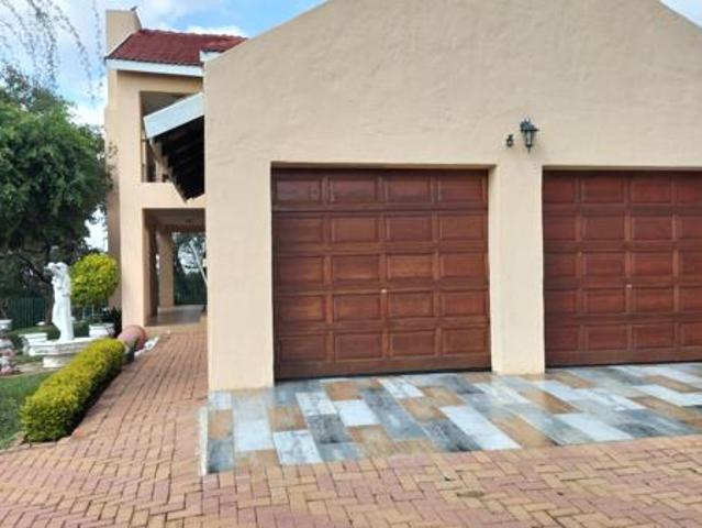 5 Bedroom House in Dalmada AH