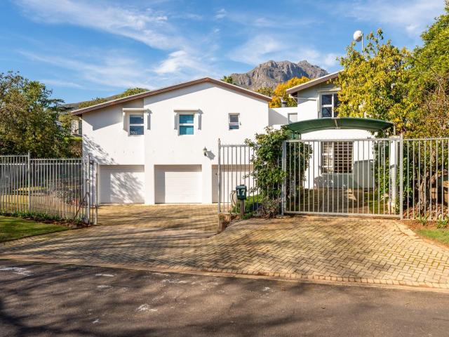5 Bedroom House in Dalsig