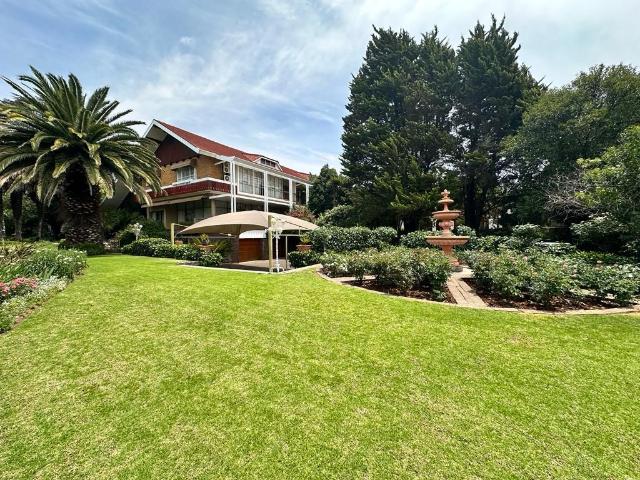 5 Bedroom House in Dan Pienaar