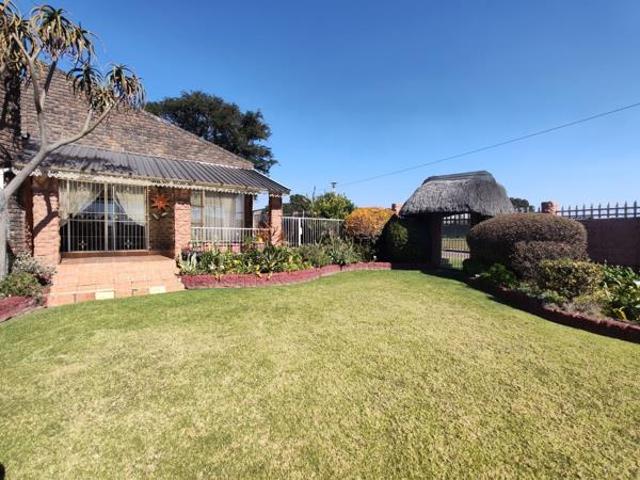 5 Bedroom House in Del Judor Ext 2