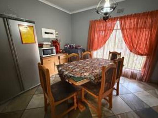 5 Bedroom House in Del Judor