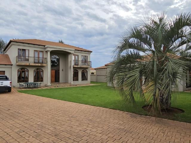 5 Bedroom House in Delmas