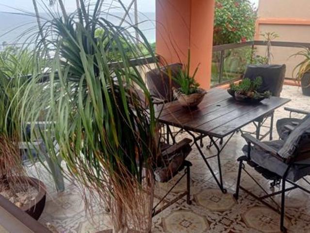 5 Bedroom House in Desainager
