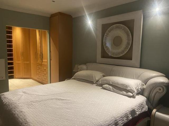 5 Bedroom House in Die Heuwel