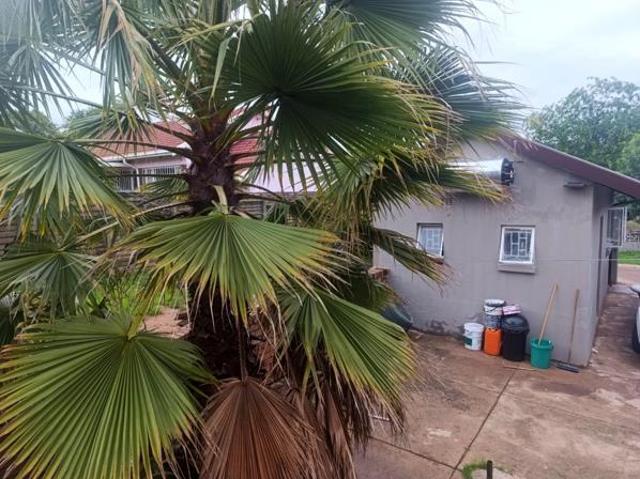 5 Bedroom House in Die Heuwel Ext 1