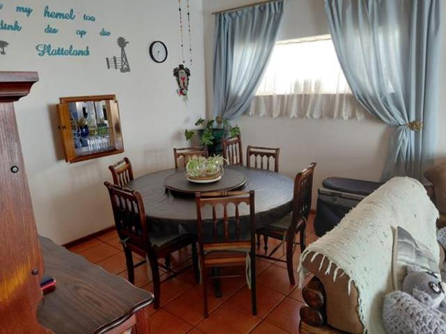 5 Bedroom House in Die Rand