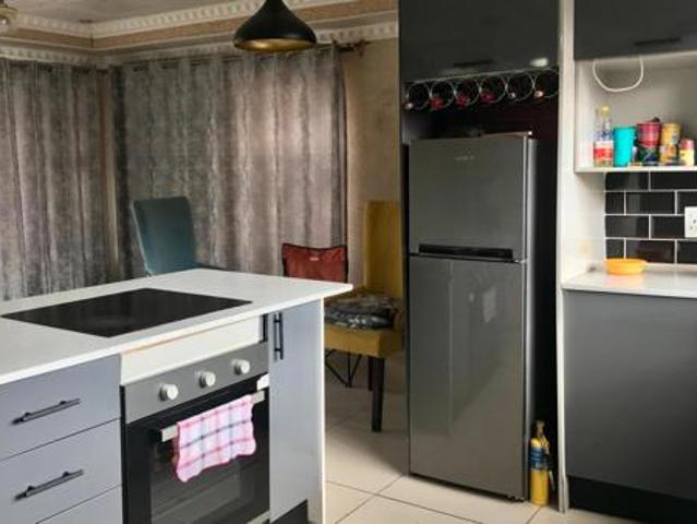 5 Bedroom House in Emdo Park