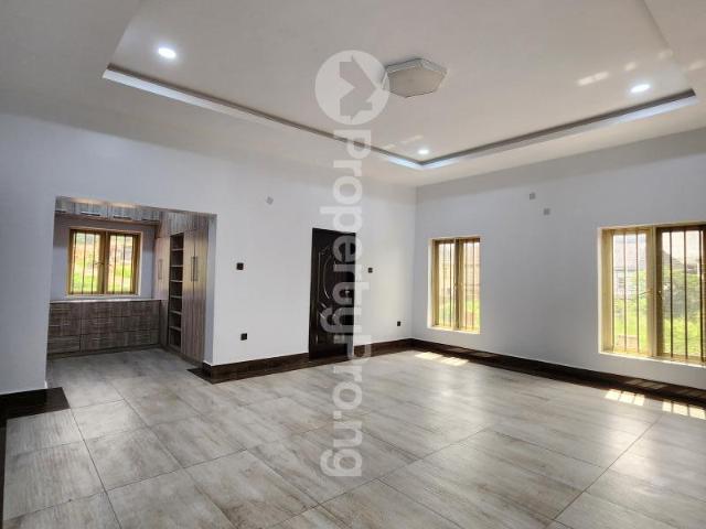Buy Spacious 5 Bedrooms Detached Duplex in Enugu 7LKLQ | PropertyPro Nigeria