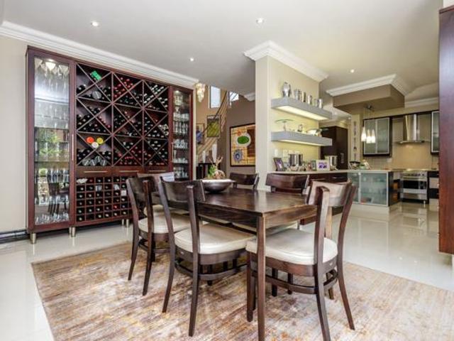 5 Bedroom House in Eagle Canyon Golf Estate