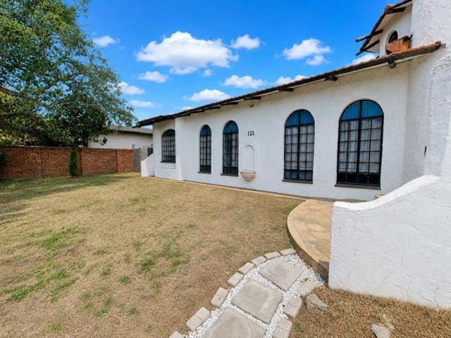 5 Bedroom House in Eduan Park