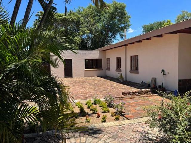 5 Bedroom House in Eduan Park