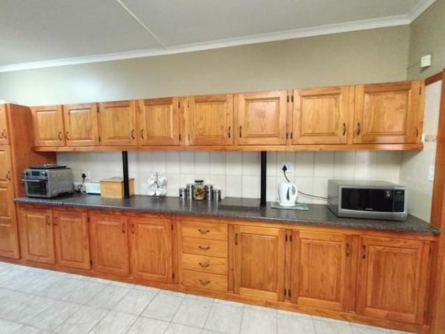 5 Bedroom House in Eduan Park