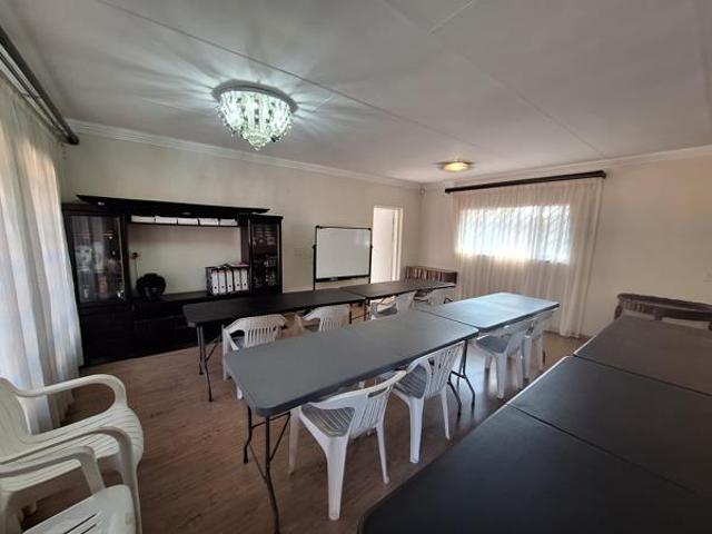 5 Bedroom House in Eldoraigne