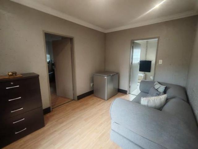 5 Bedroom House in Eldoraigne