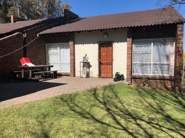 5 Bedroom House in Evander
