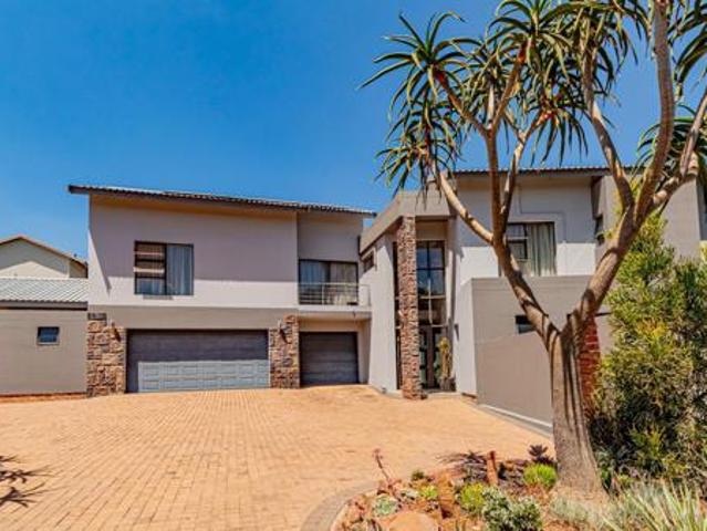 5 Bedroom House in Eye of Africa Estate