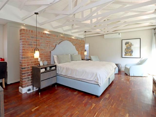 5 Bedroom House in Fairmount