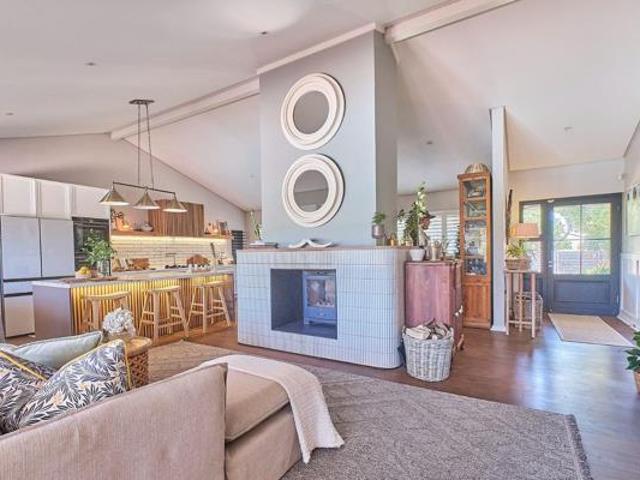 5 Bedroom House in Flamingo Vlei