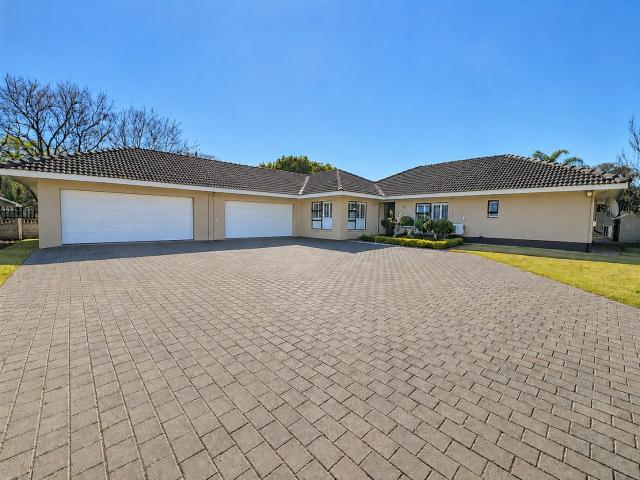 5 Bedroom House in Flamwood