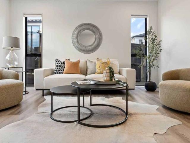 5 bedroom house in Flat Bush