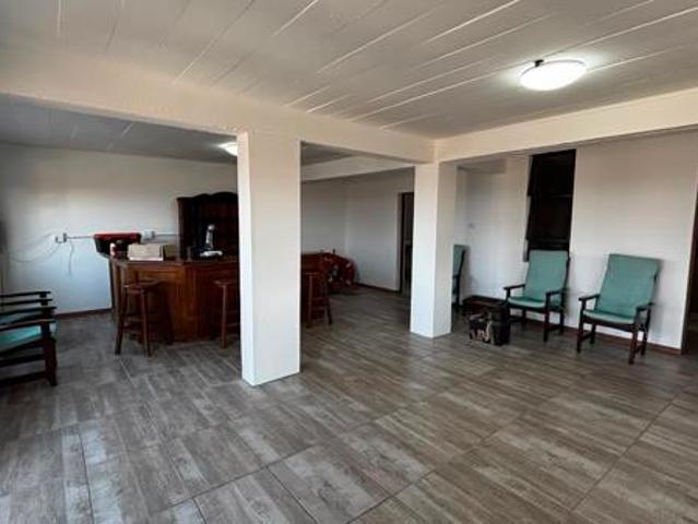 5 Bedroom House in Freeland Park