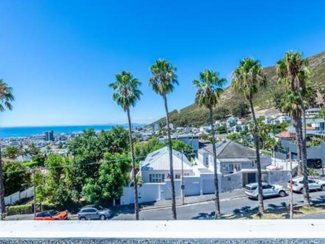 5 Bedroom House in Fresnaye