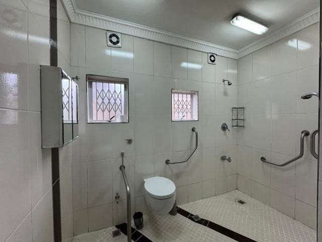 5 Bedroom House in Fynnland
