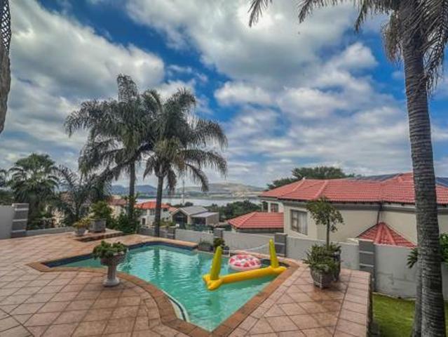 5 Bedroom House in Kosmos Ridge