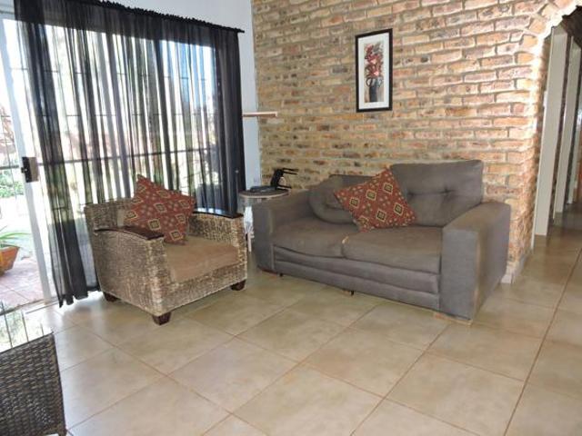 5 Bedroom House in Koster