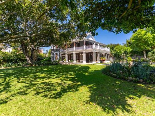 5 Bedroom House in Kenilworth Upper