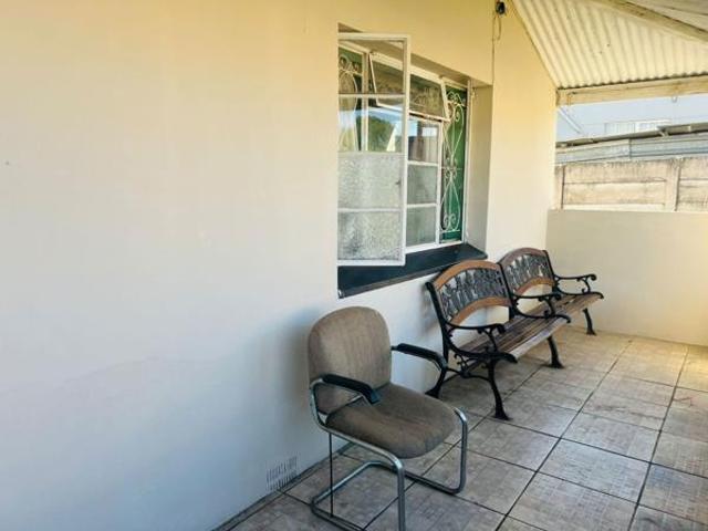 5 Bedroom House in King Williams Town Qonce Central