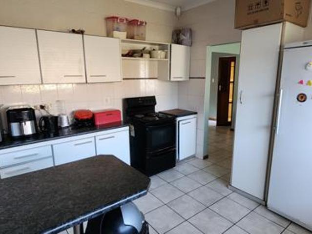5 Bedroom House in King Williams Town Qonce Central