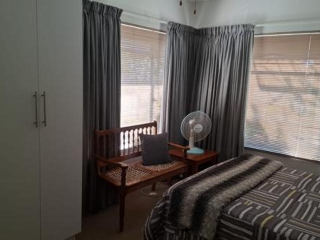 5 Bedroom House in Kingsview