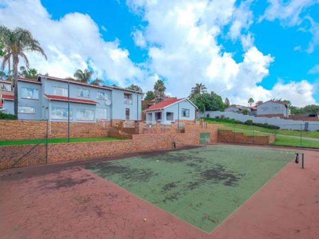 5 Bedroom House in Kloofendal
