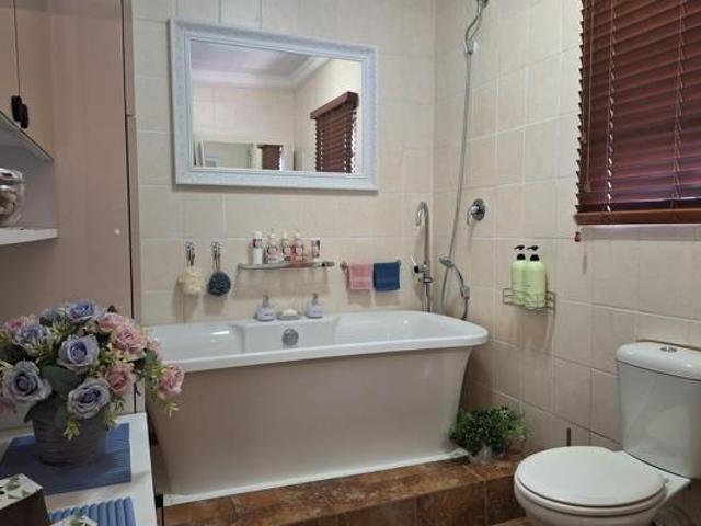 5 Bedroom House in Kranspoort